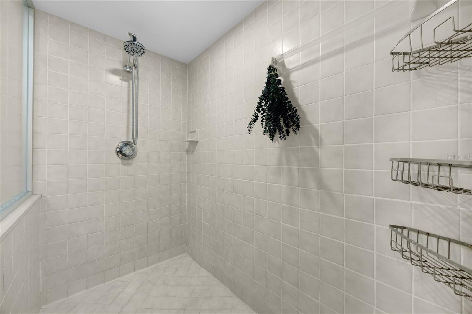 Image 21 of 50 For 3006 Sprawling Oaks Place