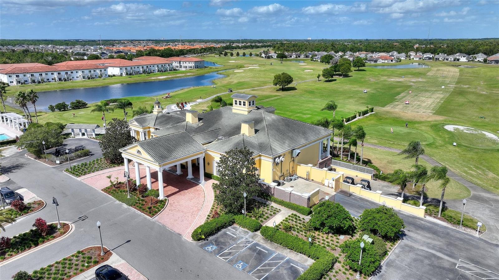 Image 28 of 92 For 419 Chelsea Avenue