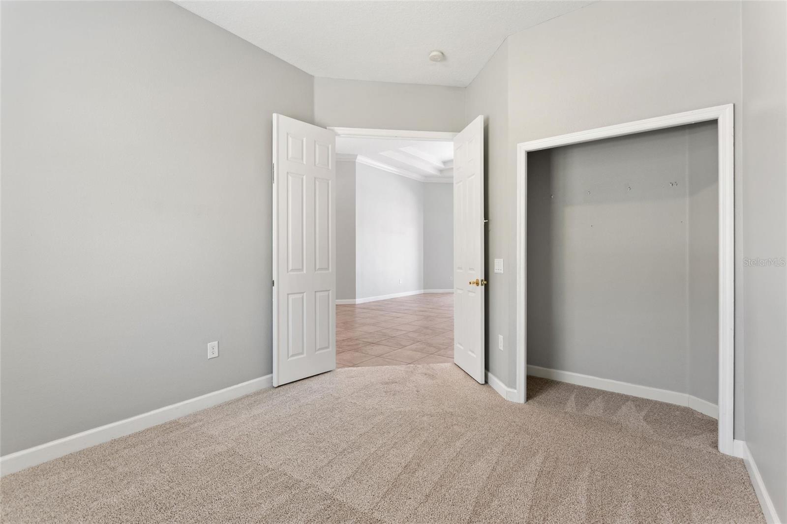 Image 52 of 92 For 419 Chelsea Avenue