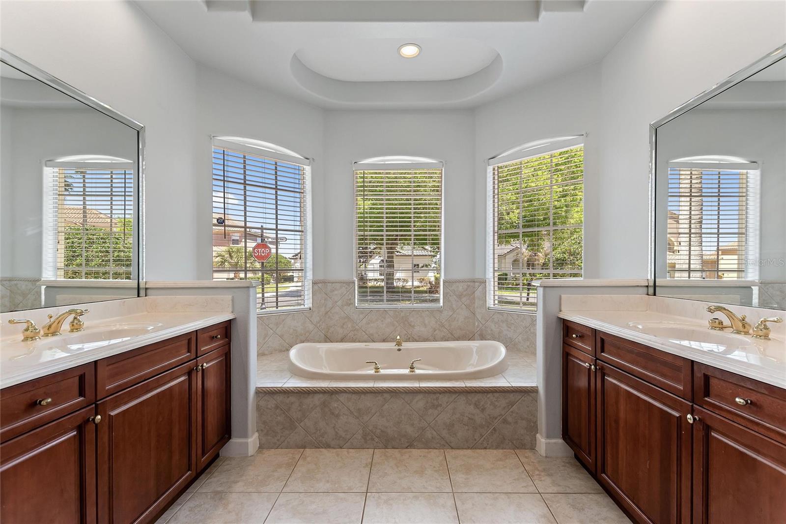 Image 56 of 92 For 419 Chelsea Avenue