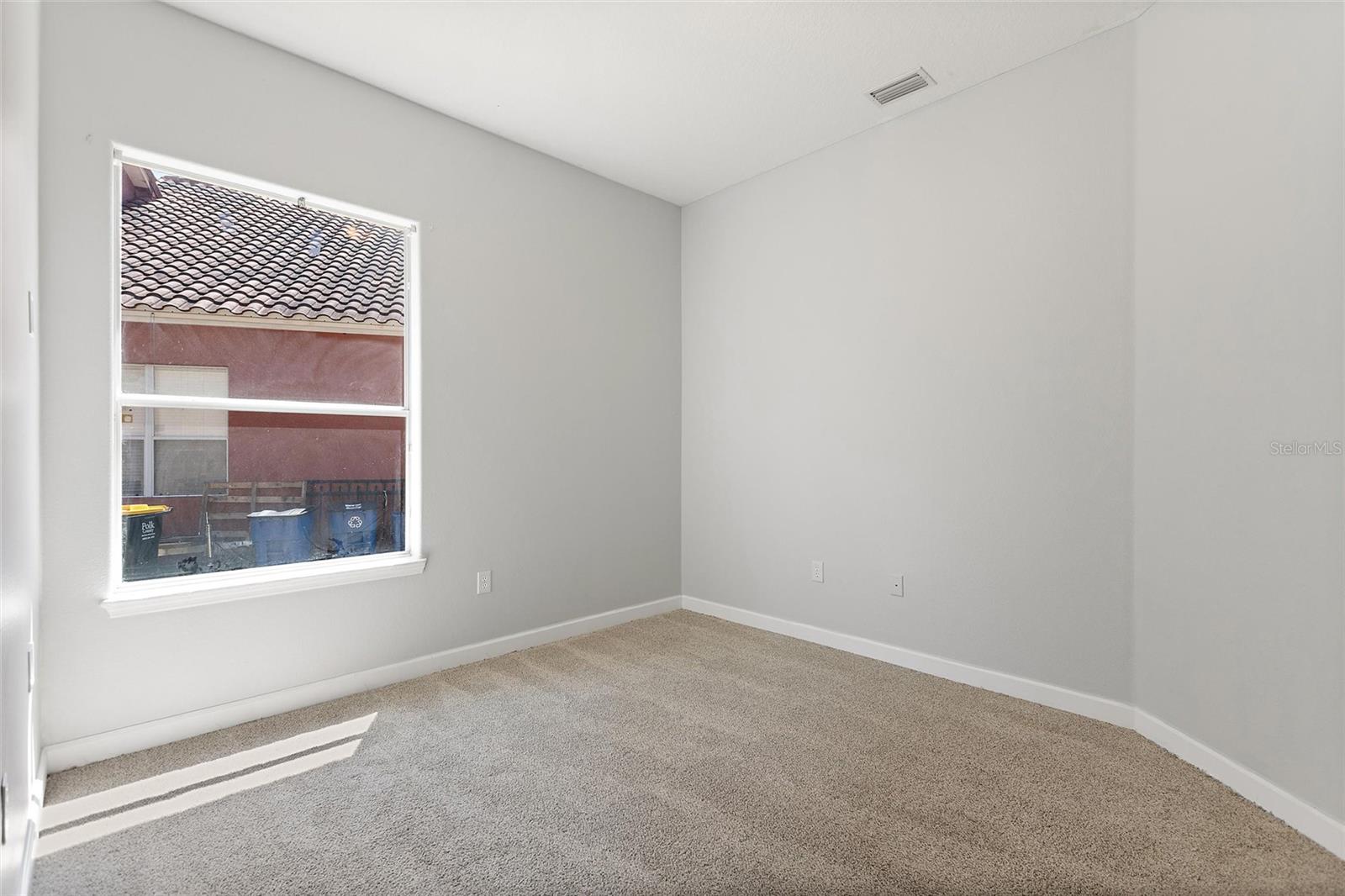 Image 81 of 92 For 419 Chelsea Avenue