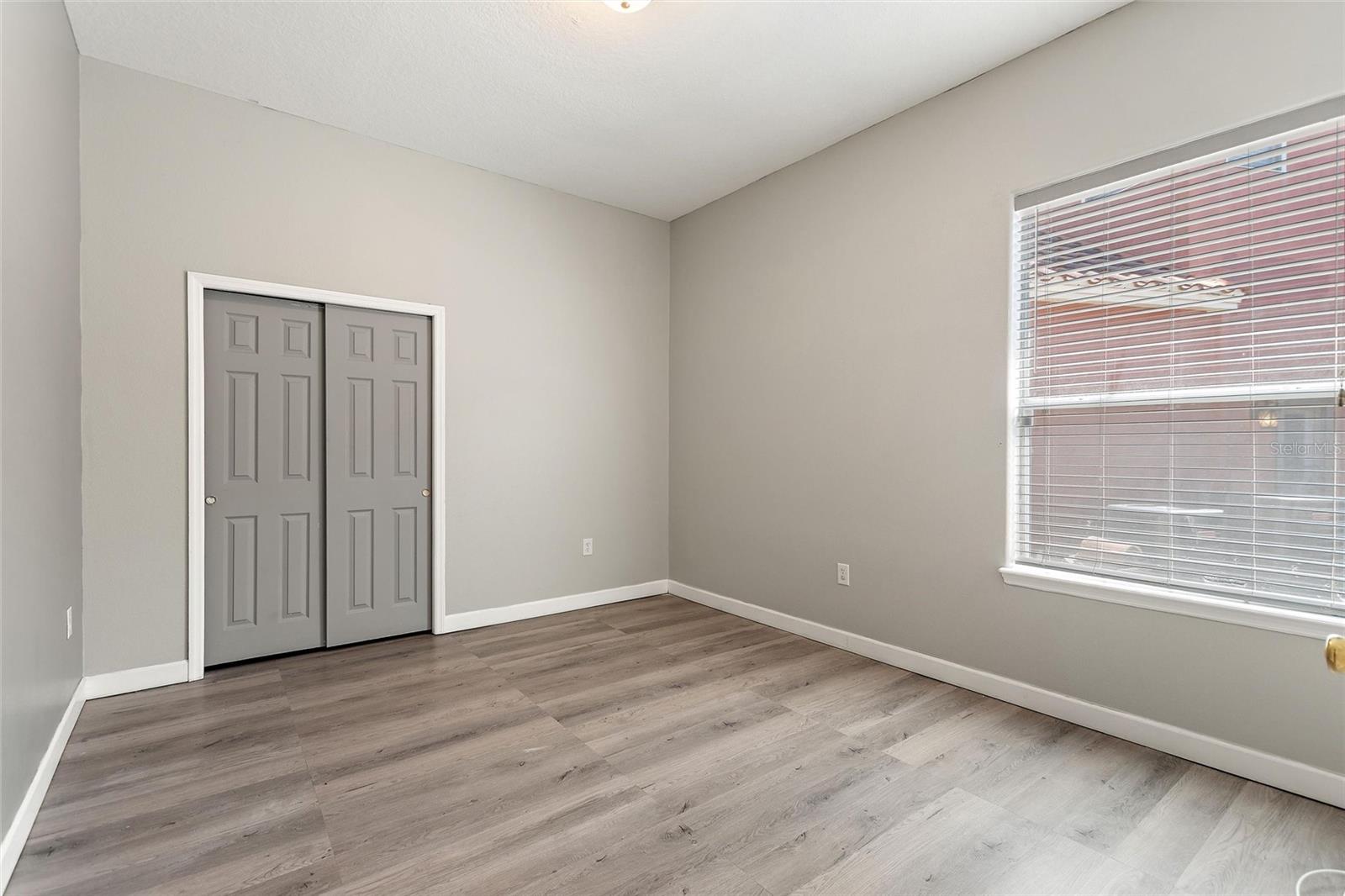 Image 84 of 92 For 419 Chelsea Avenue