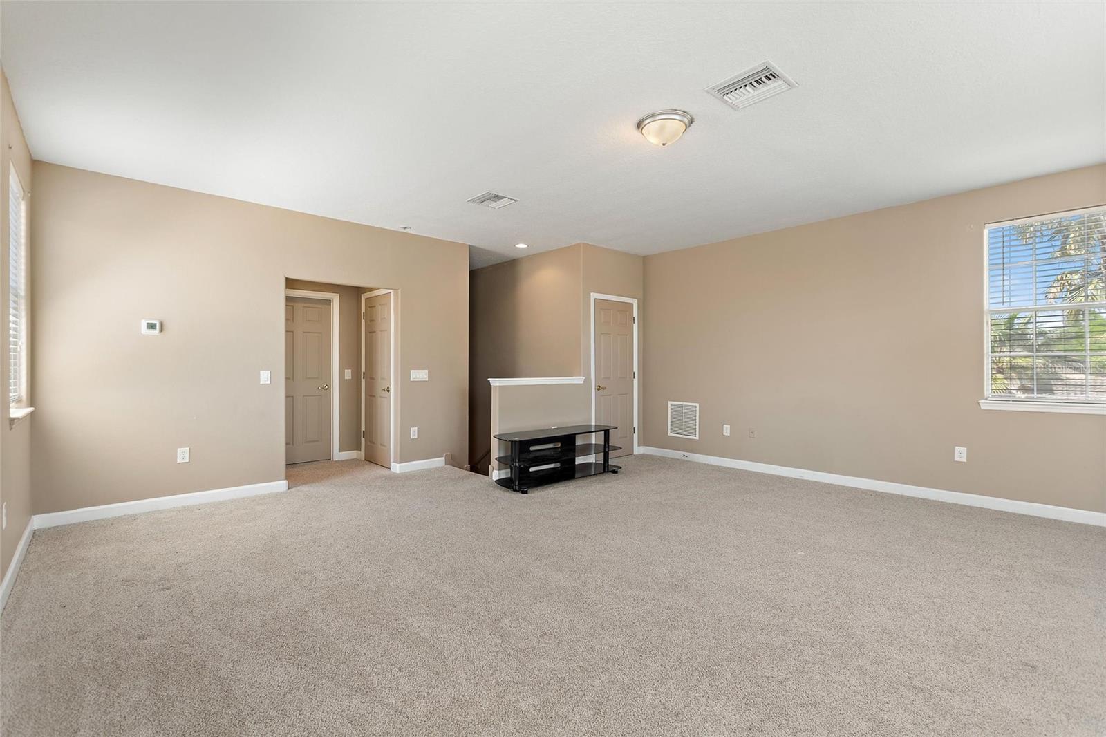 Image 88 of 92 For 419 Chelsea Avenue