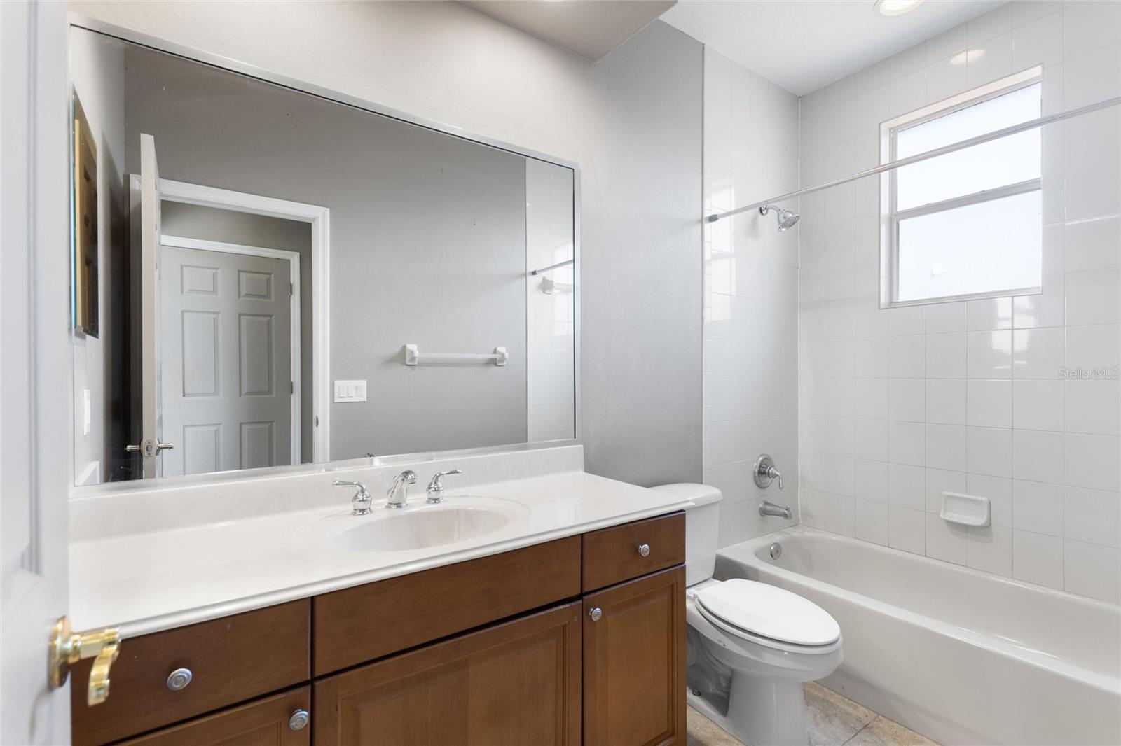 Image 90 of 92 For 419 Chelsea Avenue