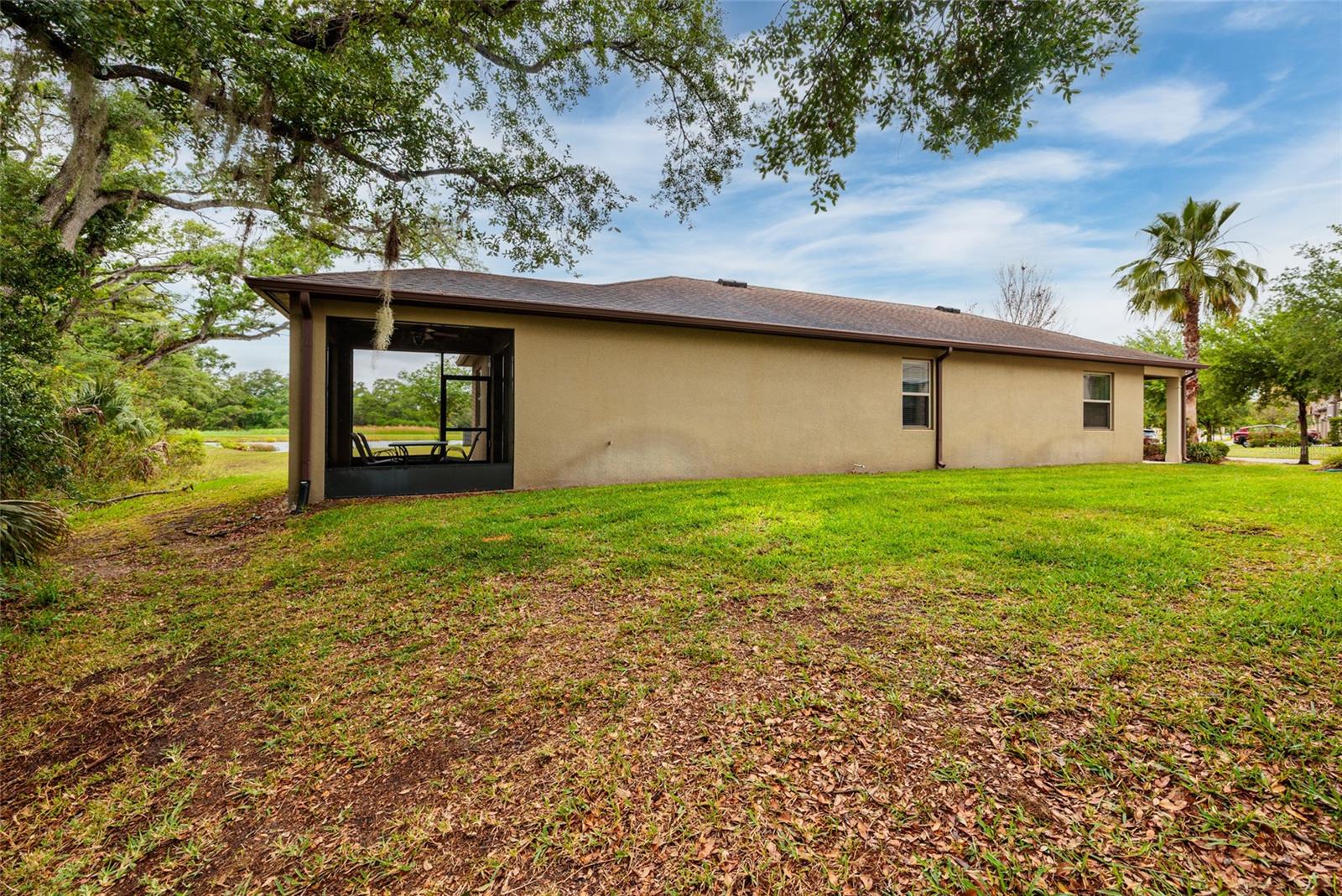 Listing photo id 24 for 6408 Yellow Buckeye Drive