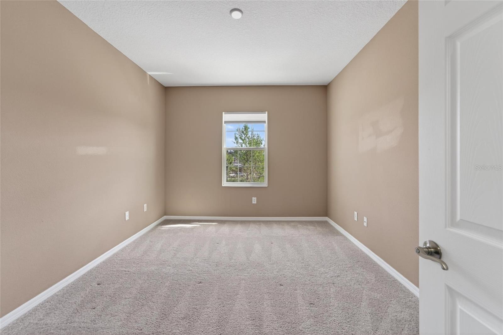 Image 32 of 74 For 8108 Muddy Pines Place