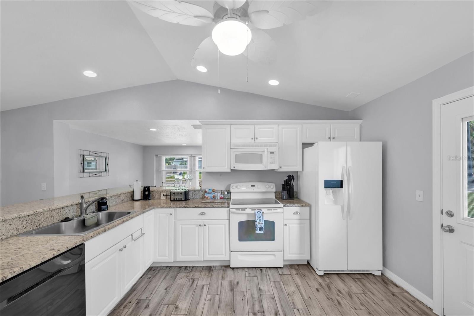 Image 10 of 96 For 819 10th Street Sw