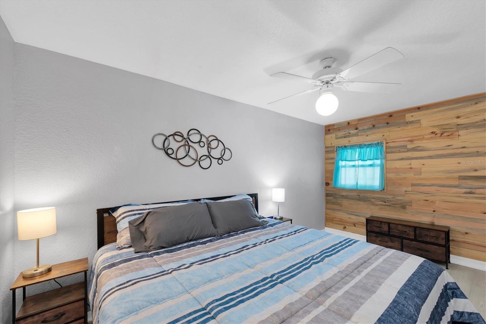 Image 14 of 96 For 819 10th Street Sw