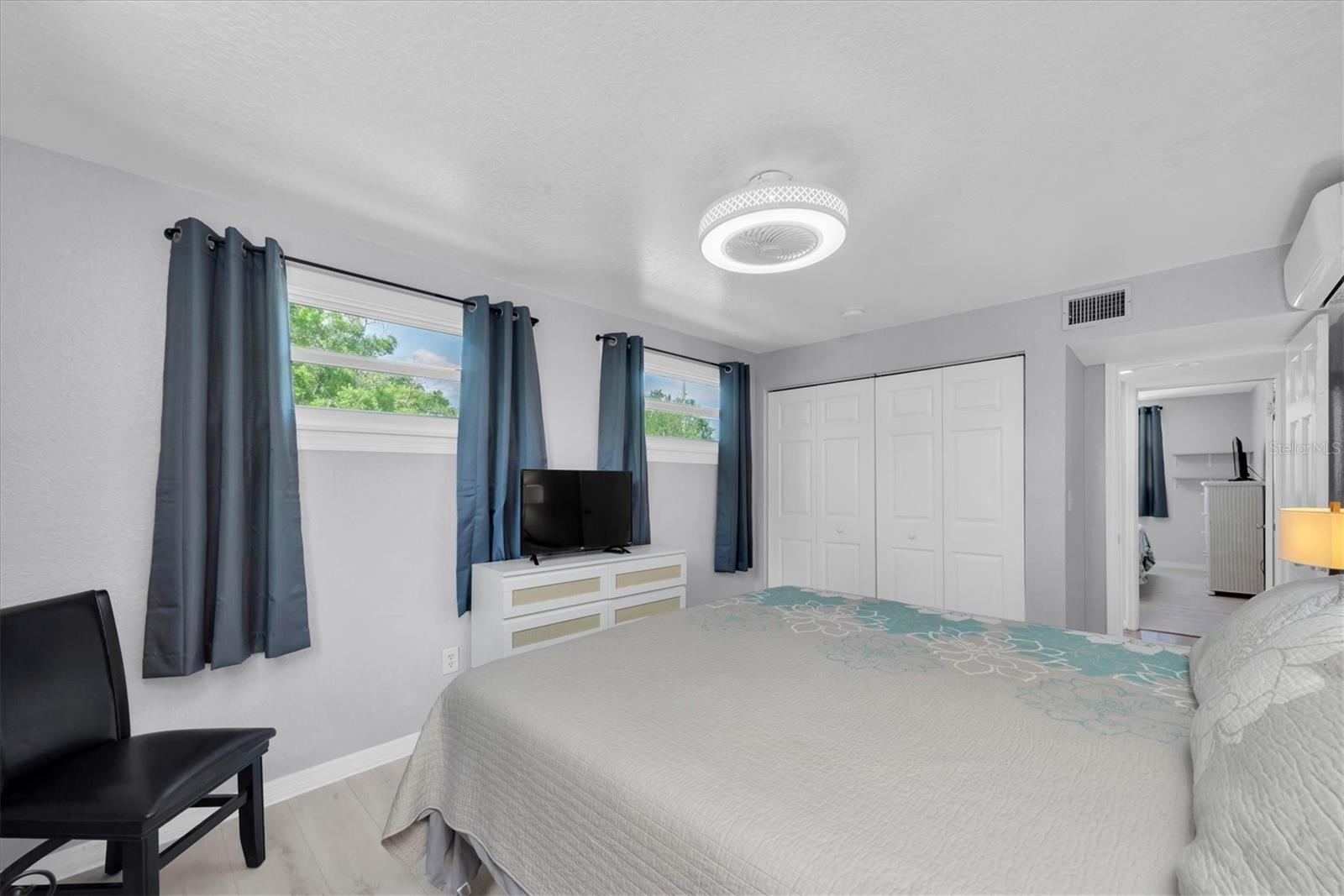 Image 26 of 96 For 819 10th Street Sw