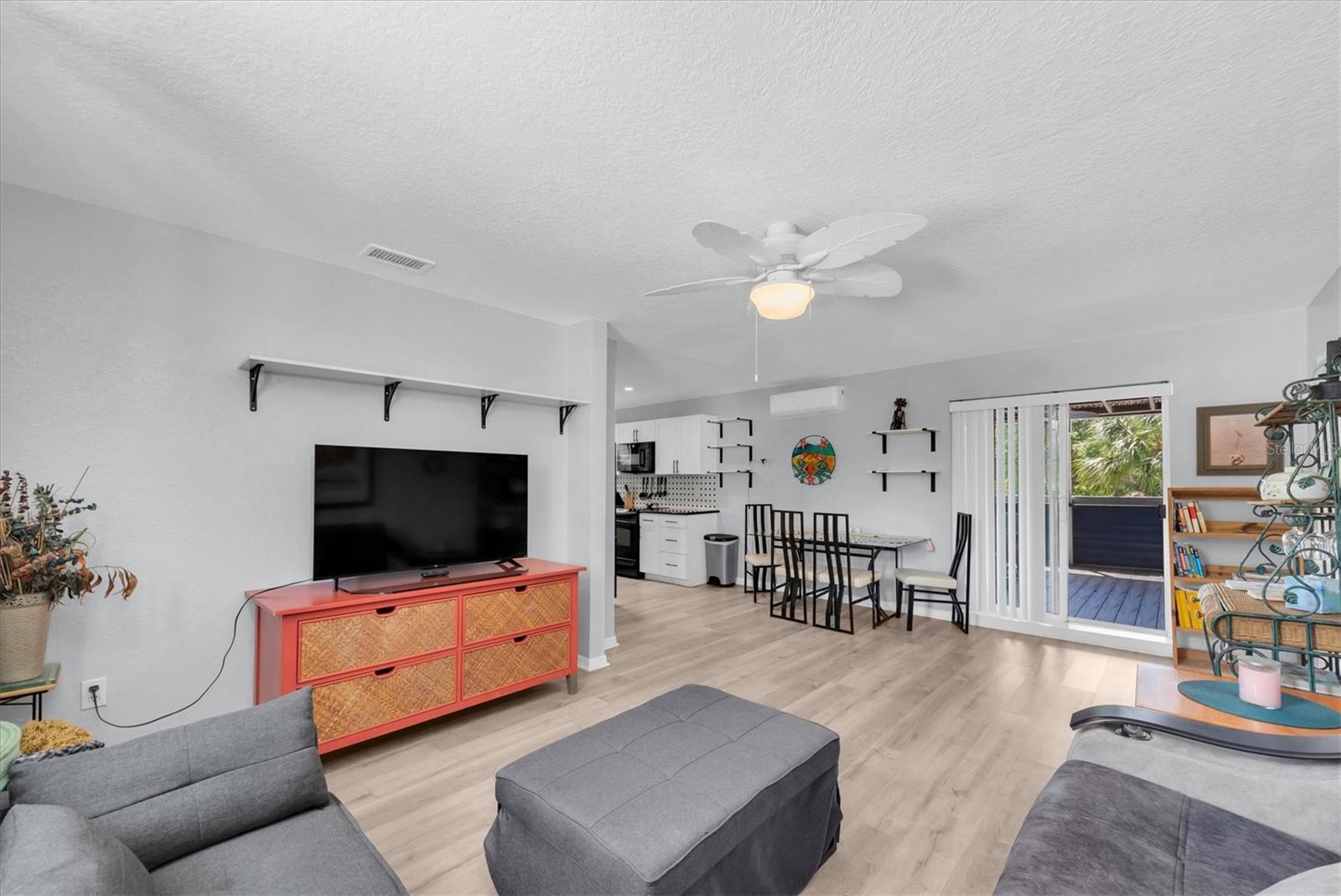 Image 30 of 96 For 819 10th Street Sw