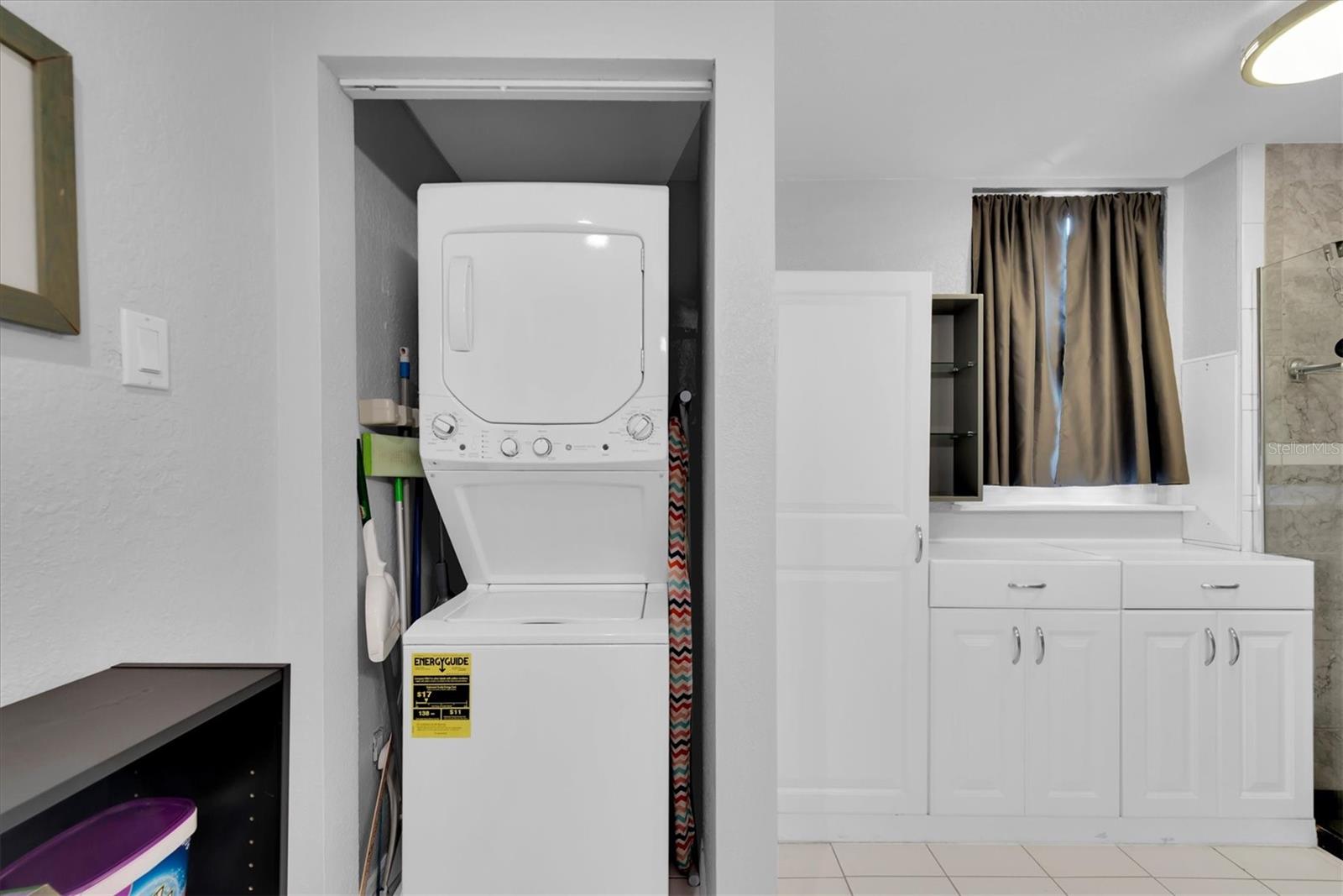 Image 38 of 96 For 819 10th Street Sw