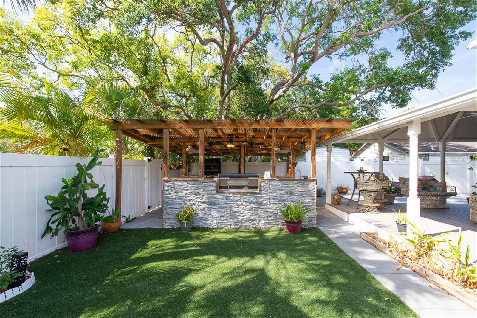 Image 66 of 96 For 819 10th Street Sw