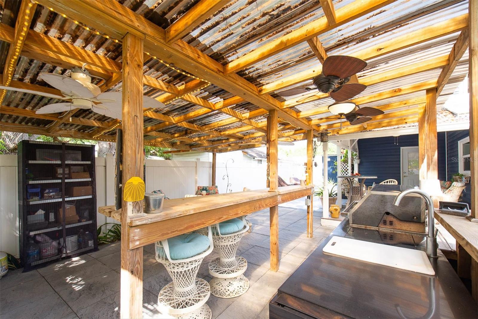 Image 71 of 96 For 819 10th Street Sw