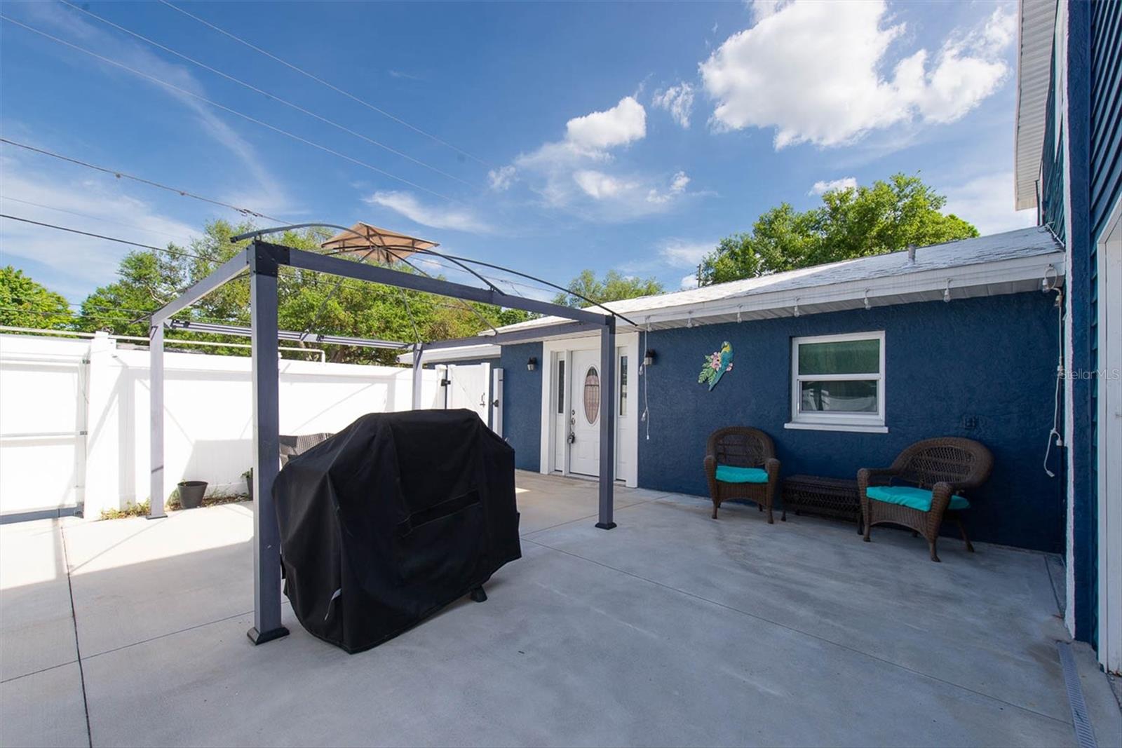 Image 74 of 96 For 819 10th Street Sw