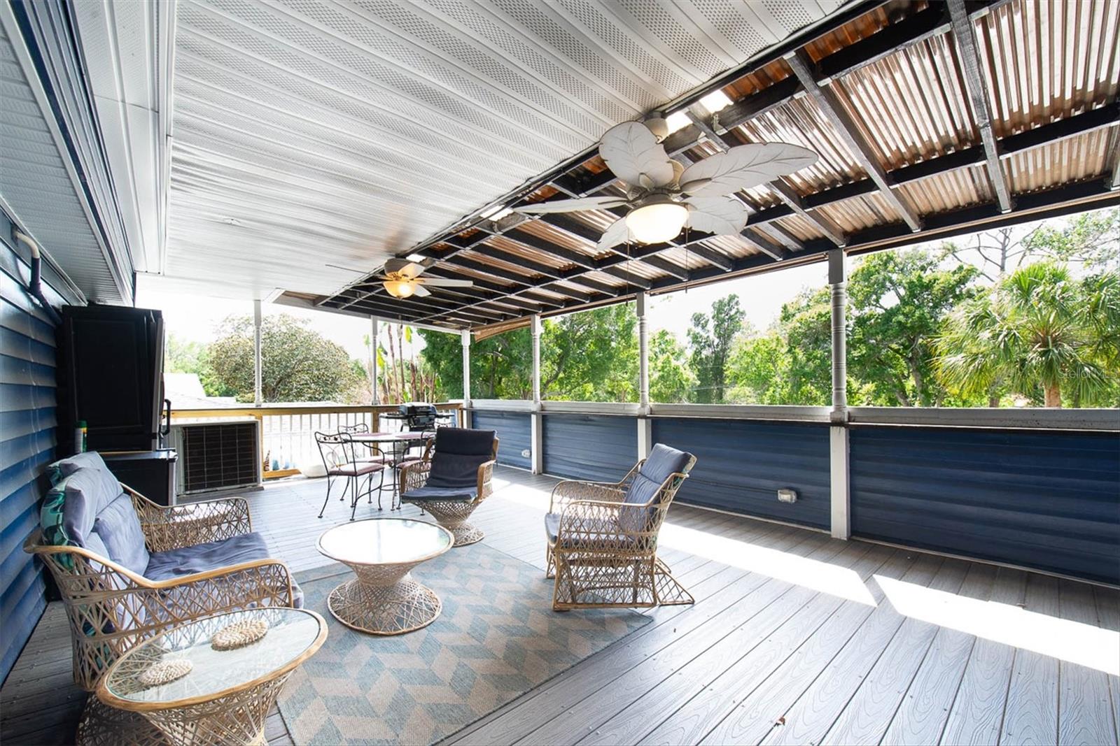 Image 85 of 96 For 819 10th Street Sw