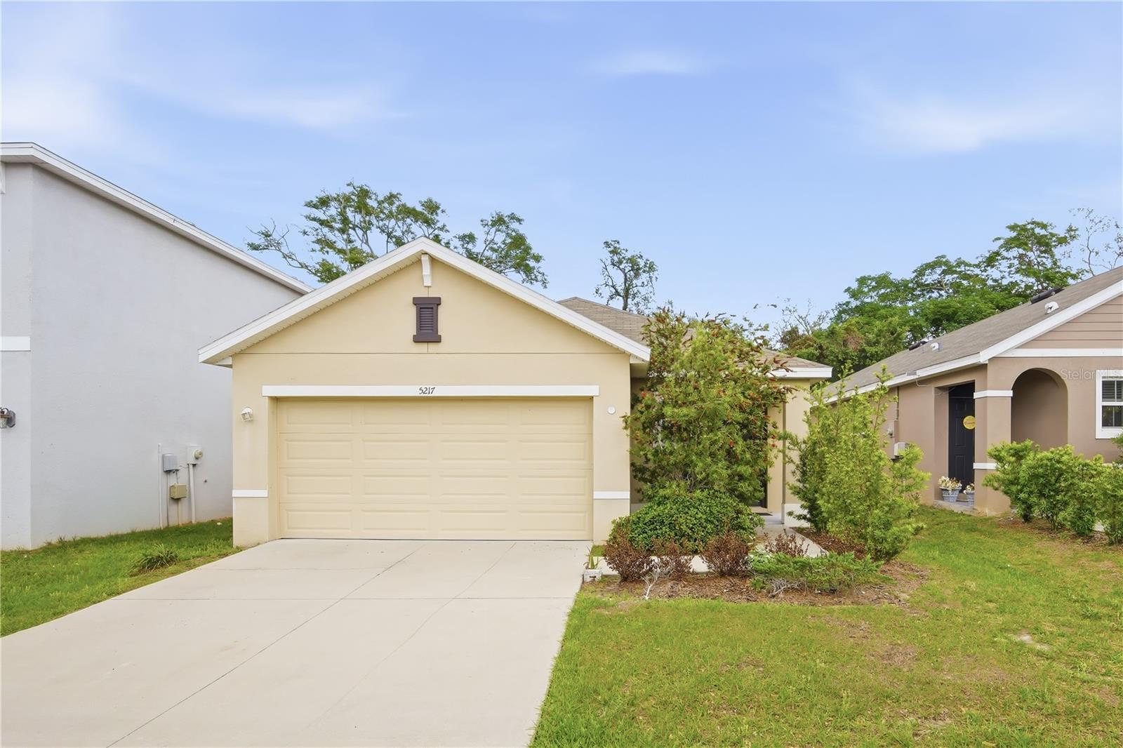 Details for 5217 Hillside Meadow Place, TAMPA, FL 33610