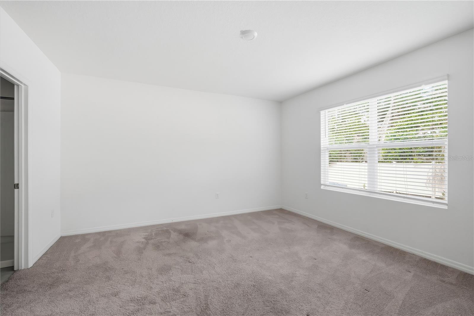 Image 14 of 25 For 5217 Hillside Meadow Place