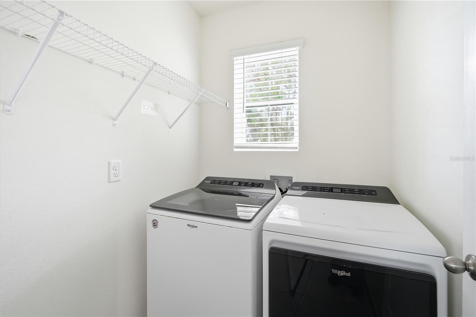 Image 20 of 25 For 5217 Hillside Meadow Place