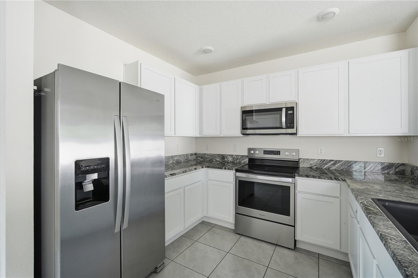 Image 9 of 25 For 5217 Hillside Meadow Place