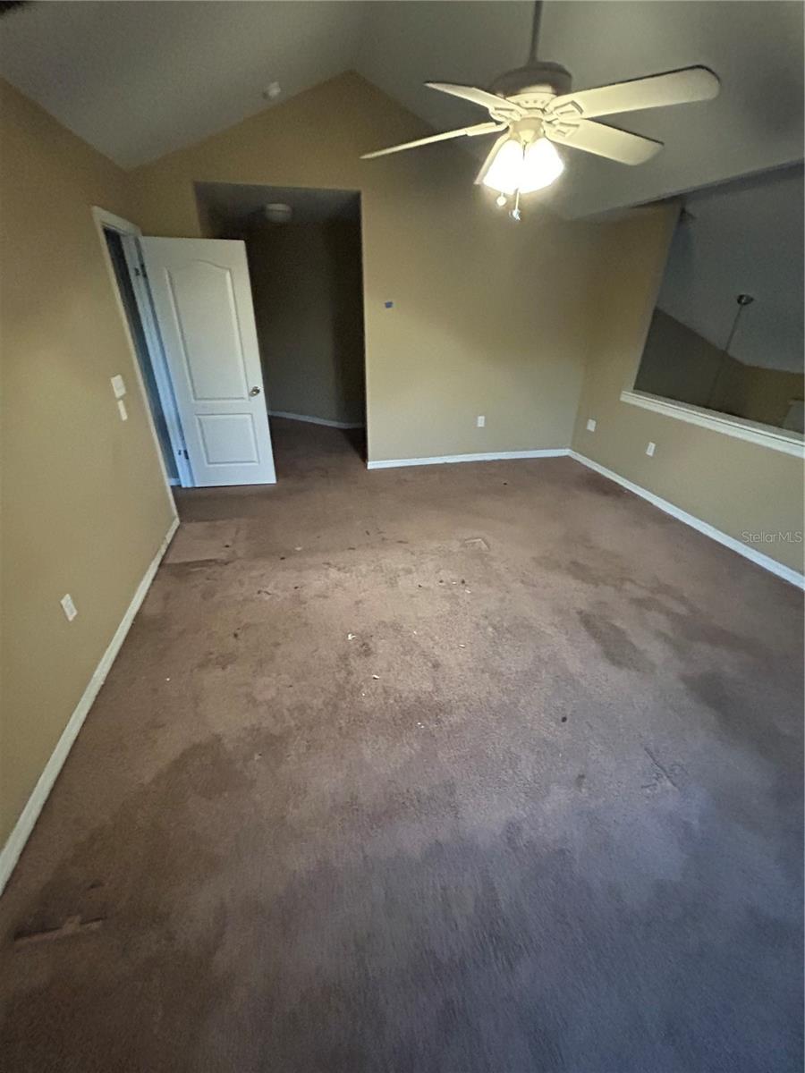 Image 11 of 46 For 908 35th Avenue Drive W