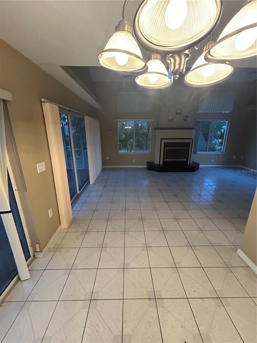 Image 27 of 46 For 908 35th Avenue Drive W