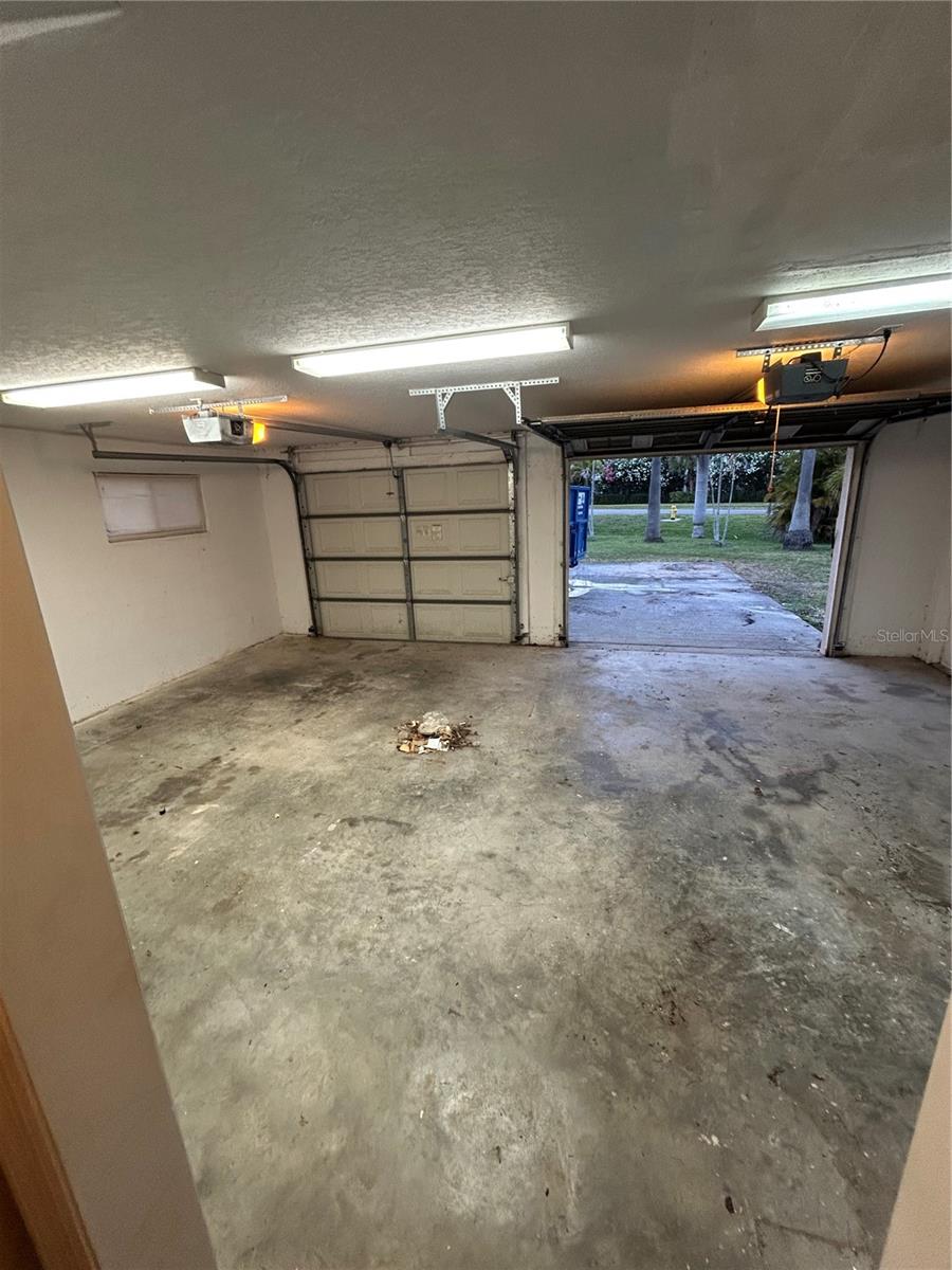 Image 34 of 46 For 908 35th Avenue Drive W