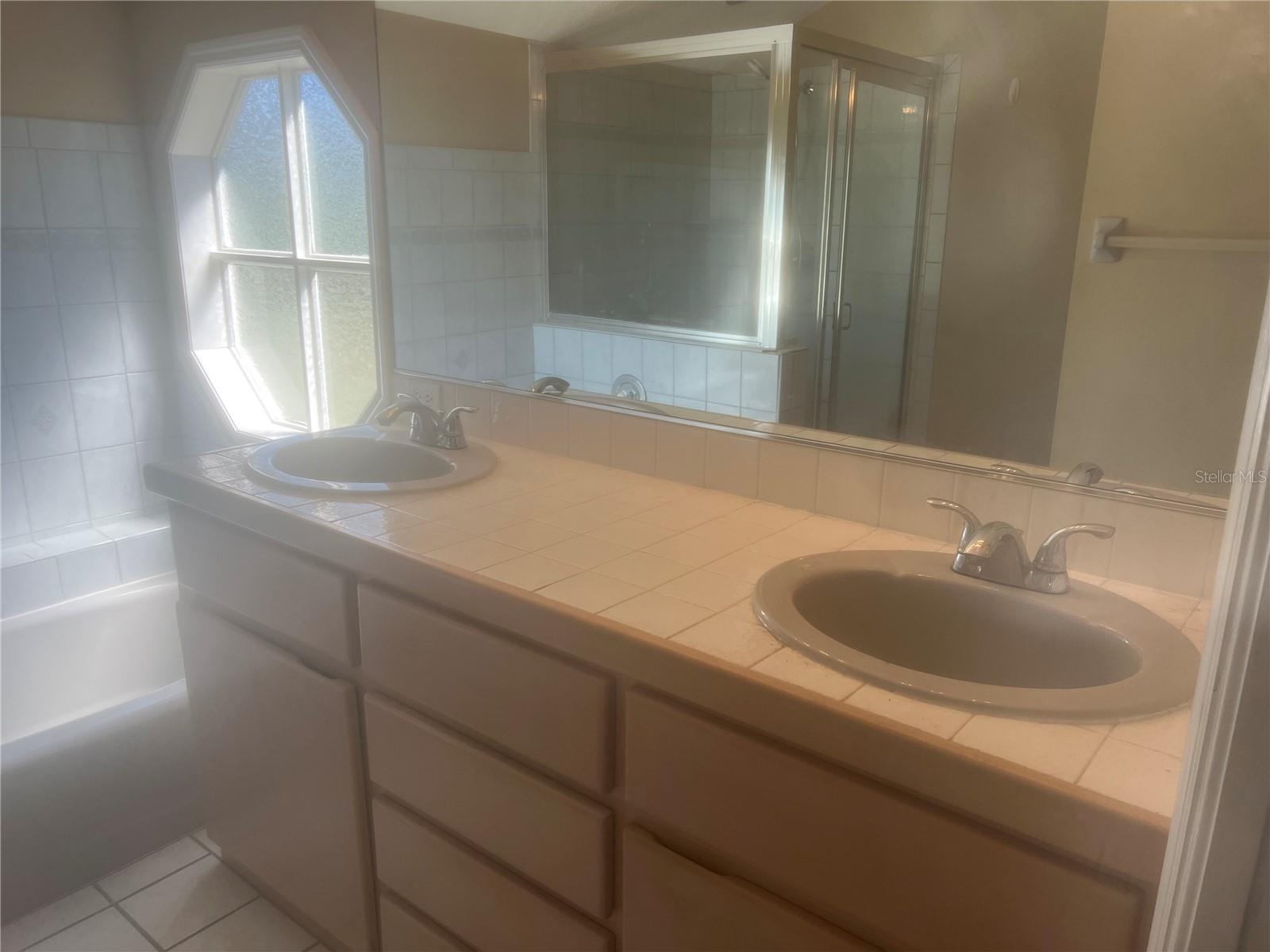 Image 36 of 46 For 908 35th Avenue Drive W