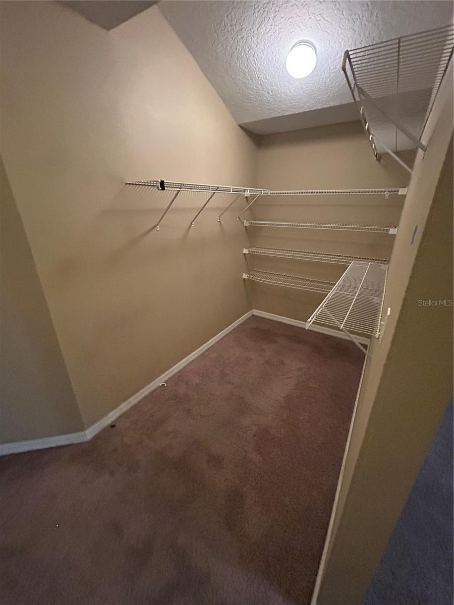 Image 7 of 46 For 908 35th Avenue Drive W