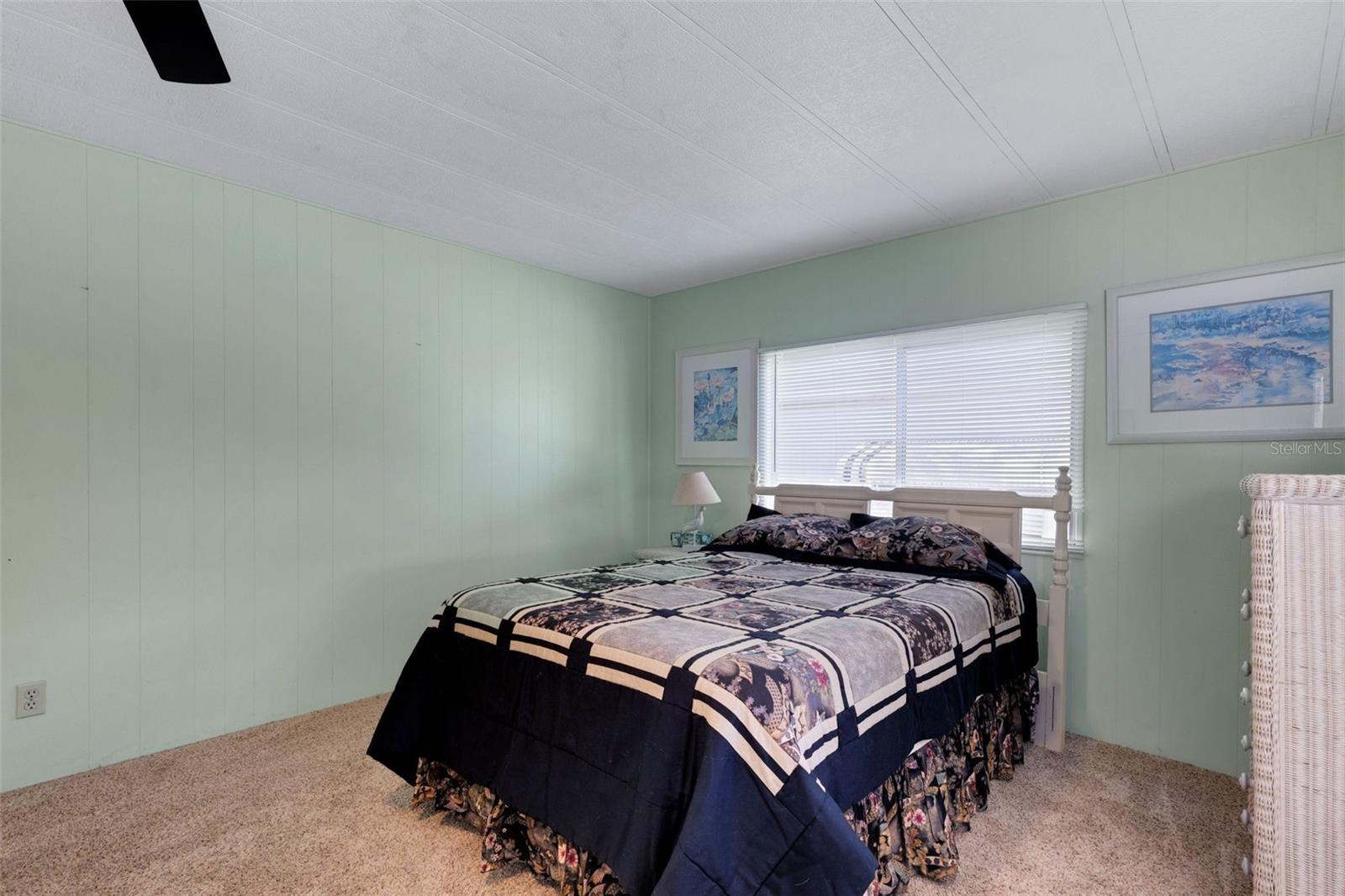 Image 21 of 39 For 98 Cedar Elm Drive 32