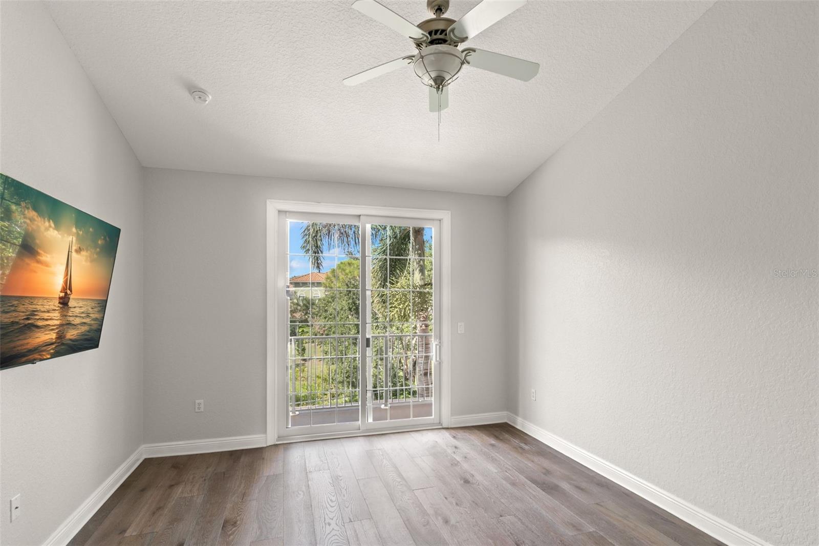 Image 29 of 43 For 24 Mangrove Point