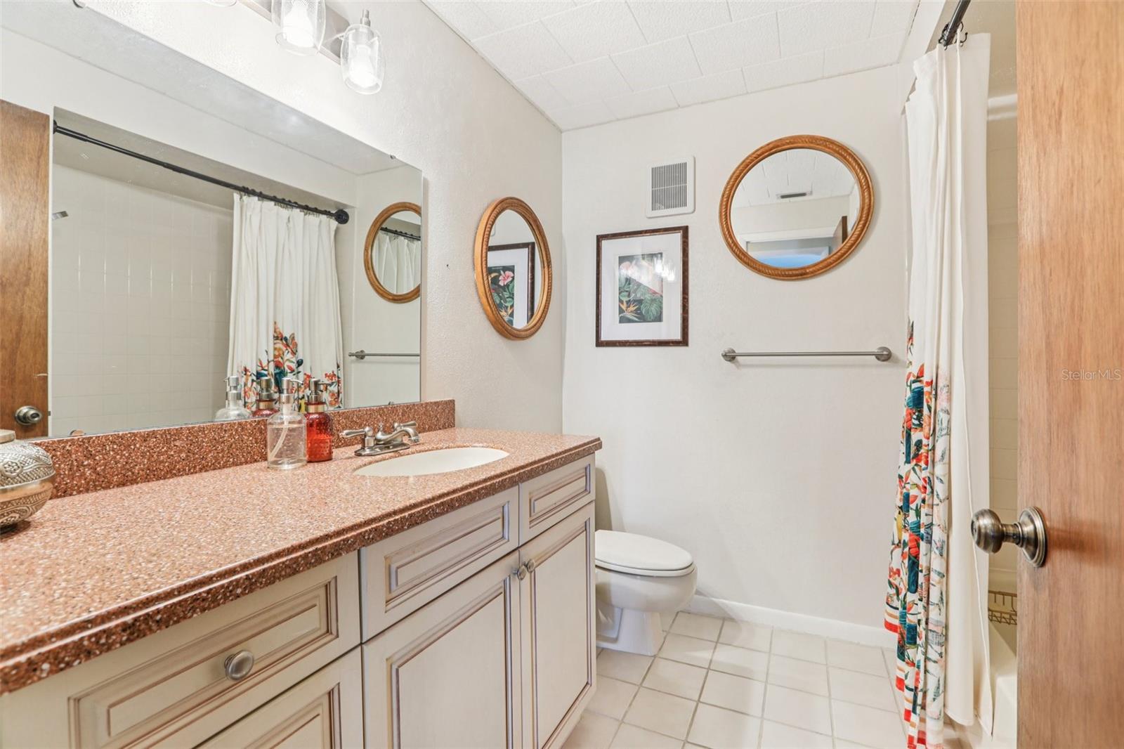 Image 20 of 49 For 8083 Bayhaven Drive