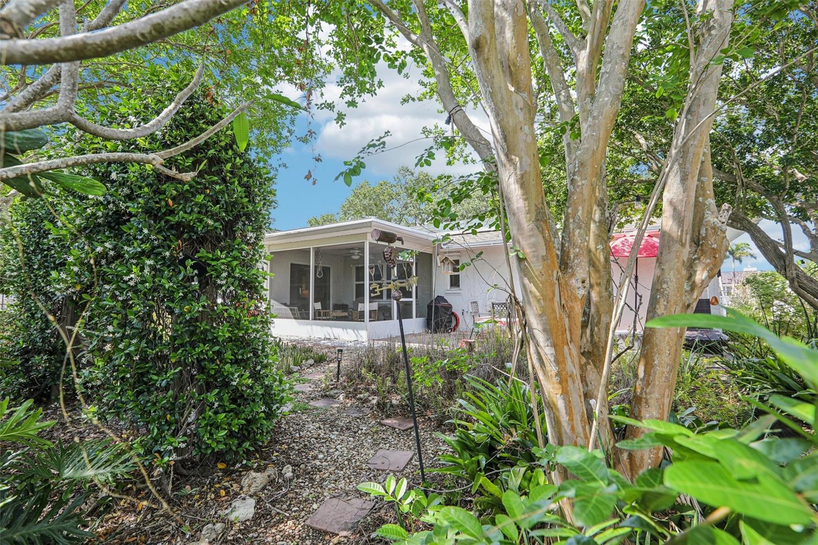 Image 31 of 49 For 8083 Bayhaven Drive