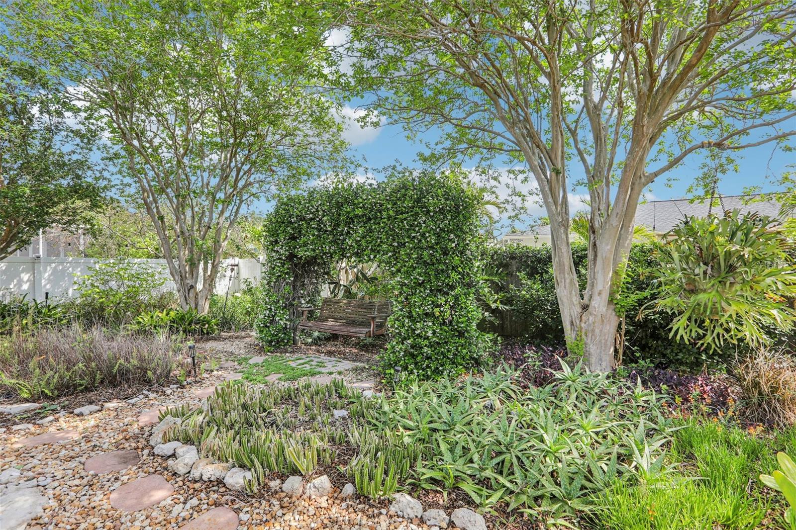 Image 33 of 49 For 8083 Bayhaven Drive