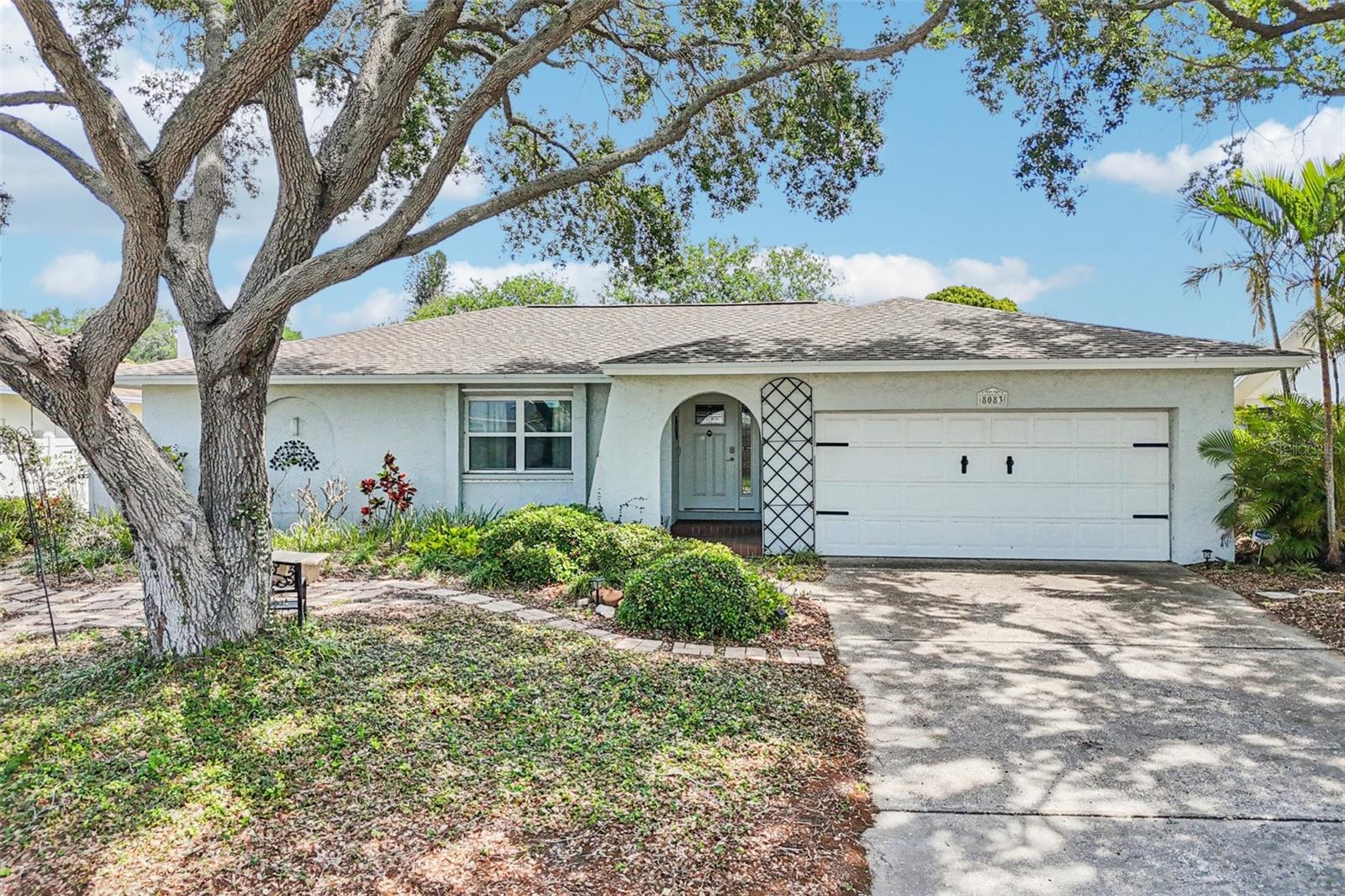 Image 36 of 49 For 8083 Bayhaven Drive