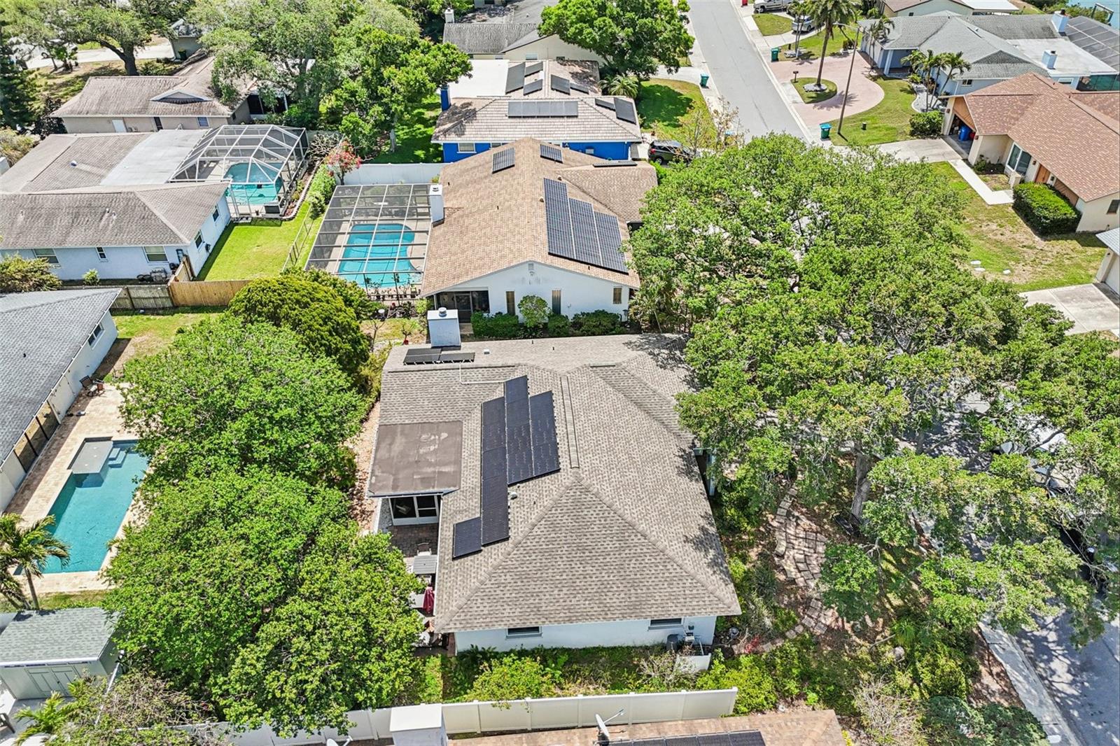 Image 40 of 49 For 8083 Bayhaven Drive