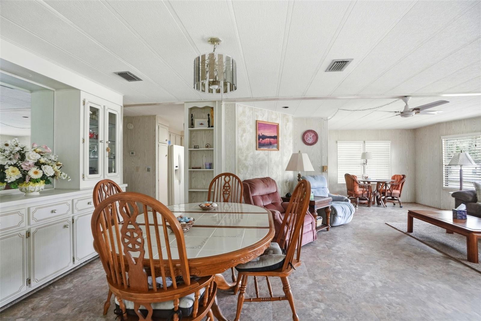 Image 22 of 61 For 8496 Highpoint Boulevard