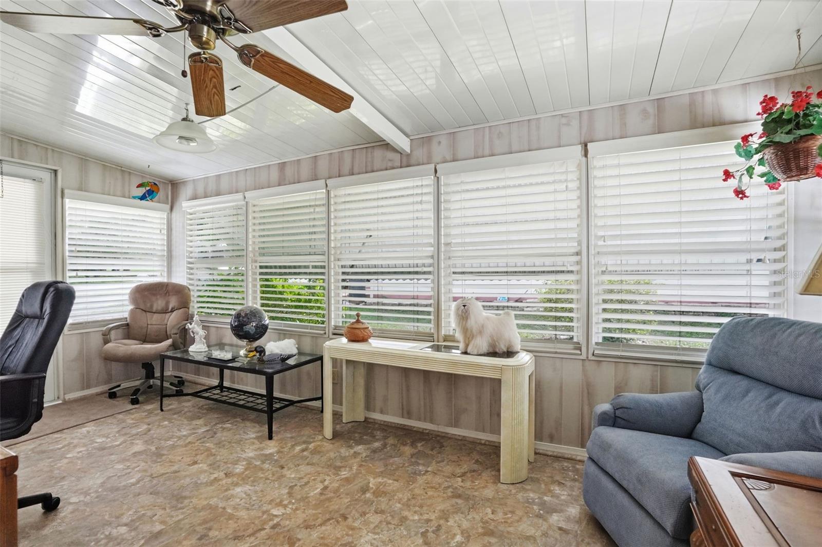 Image 23 of 61 For 8496 Highpoint Boulevard