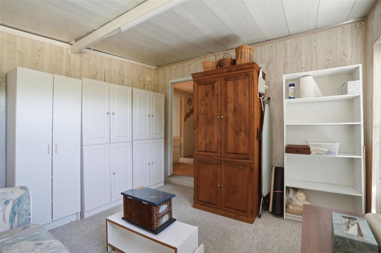 Image 37 of 61 For 8496 Highpoint Boulevard