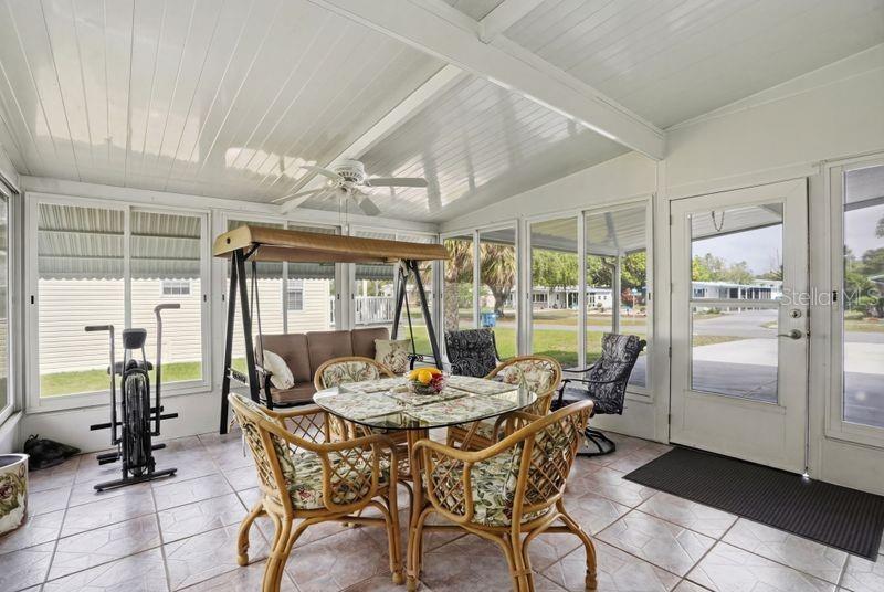 Image 40 of 61 For 8496 Highpoint Boulevard