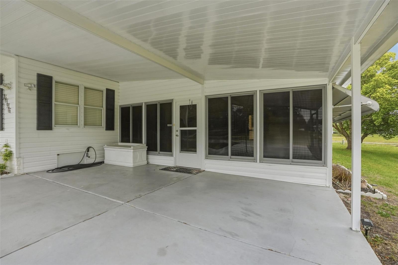 Image 6 of 61 For 8496 Highpoint Boulevard