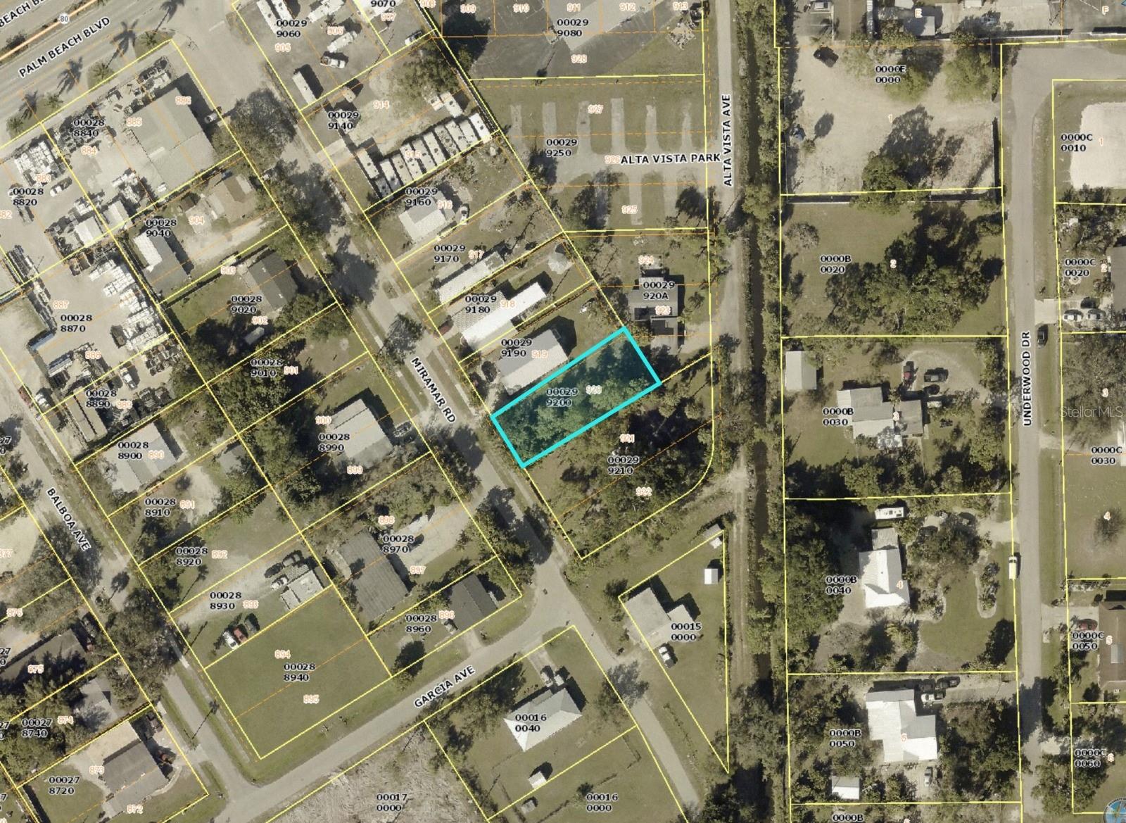 Listing Details for 397 Miramar Road, FORT MYERS, FL 33905