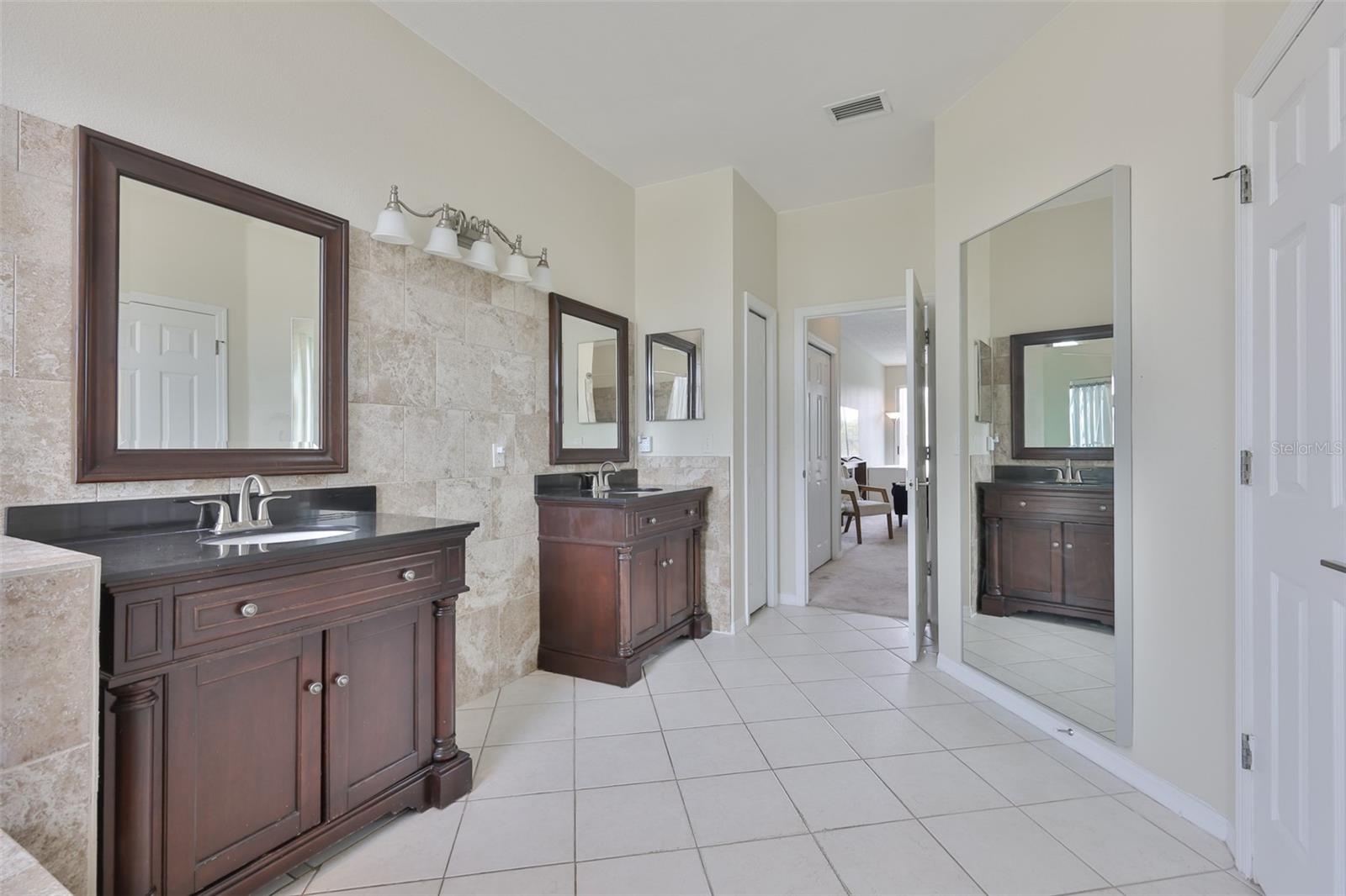 Image 13 of 34 For 13016 Prestwick Drive