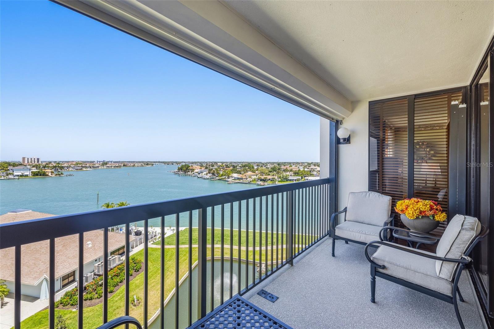 Image 16 of 61 For 9425 Blind Pass Road 705