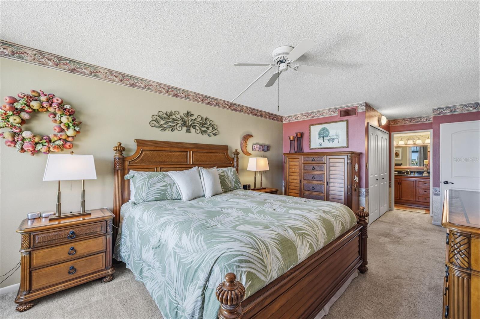 Image 20 of 61 For 9425 Blind Pass Road 705