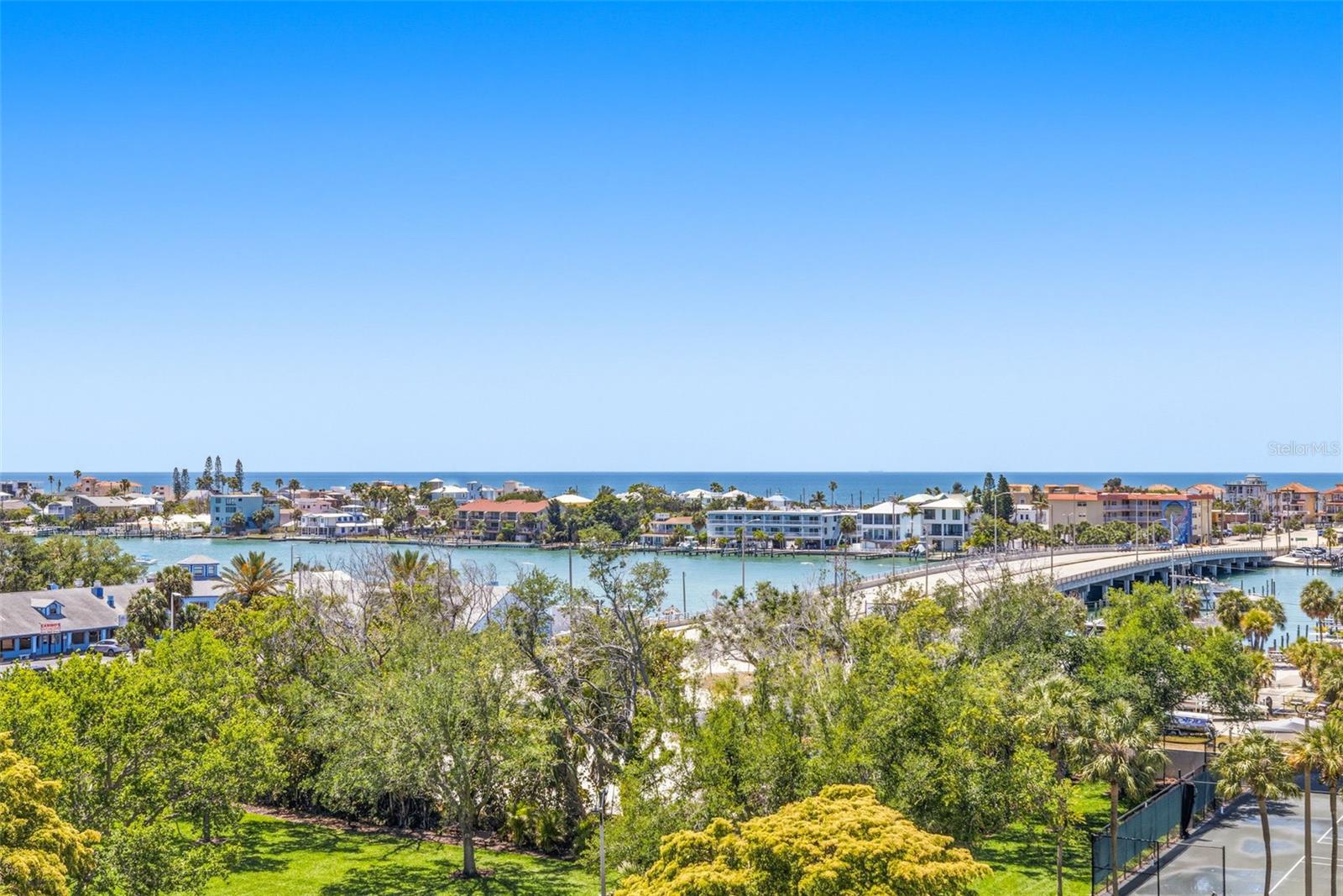 Image 32 of 61 For 9425 Blind Pass Road 705