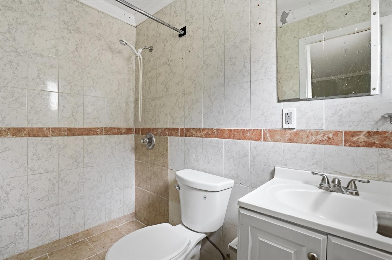 Image 11 of 13 For 4811 Clifton Street