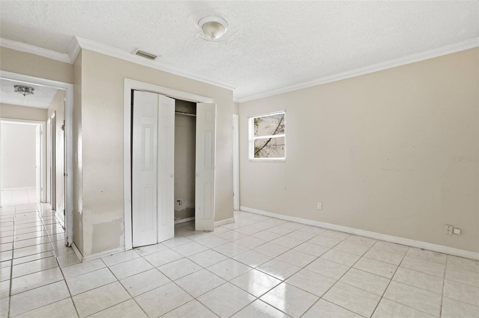 Image 12 of 13 For 4811 Clifton Street