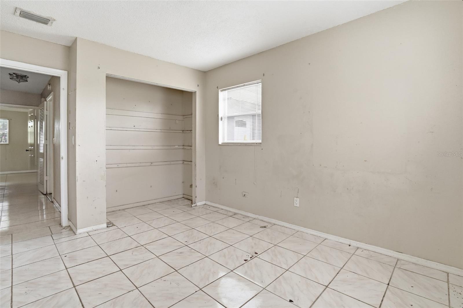 Image 7 of 13 For 4811 Clifton Street