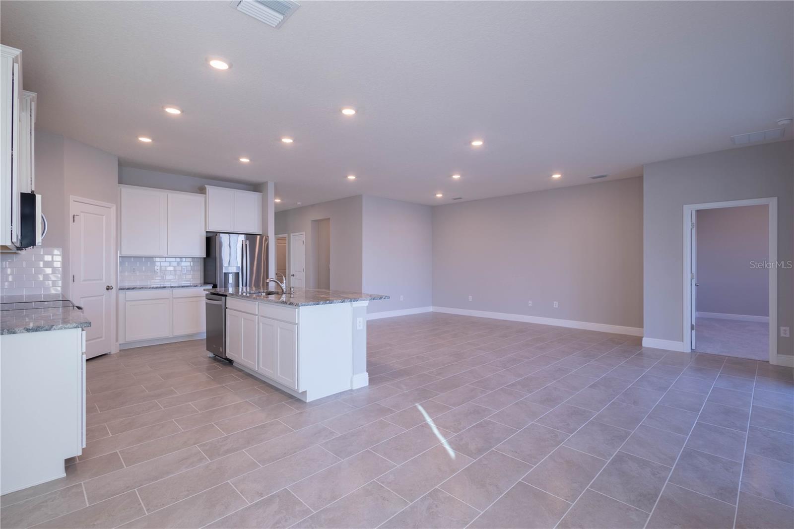 Image 19 of 36 For 345 Mangrove Manor Drive