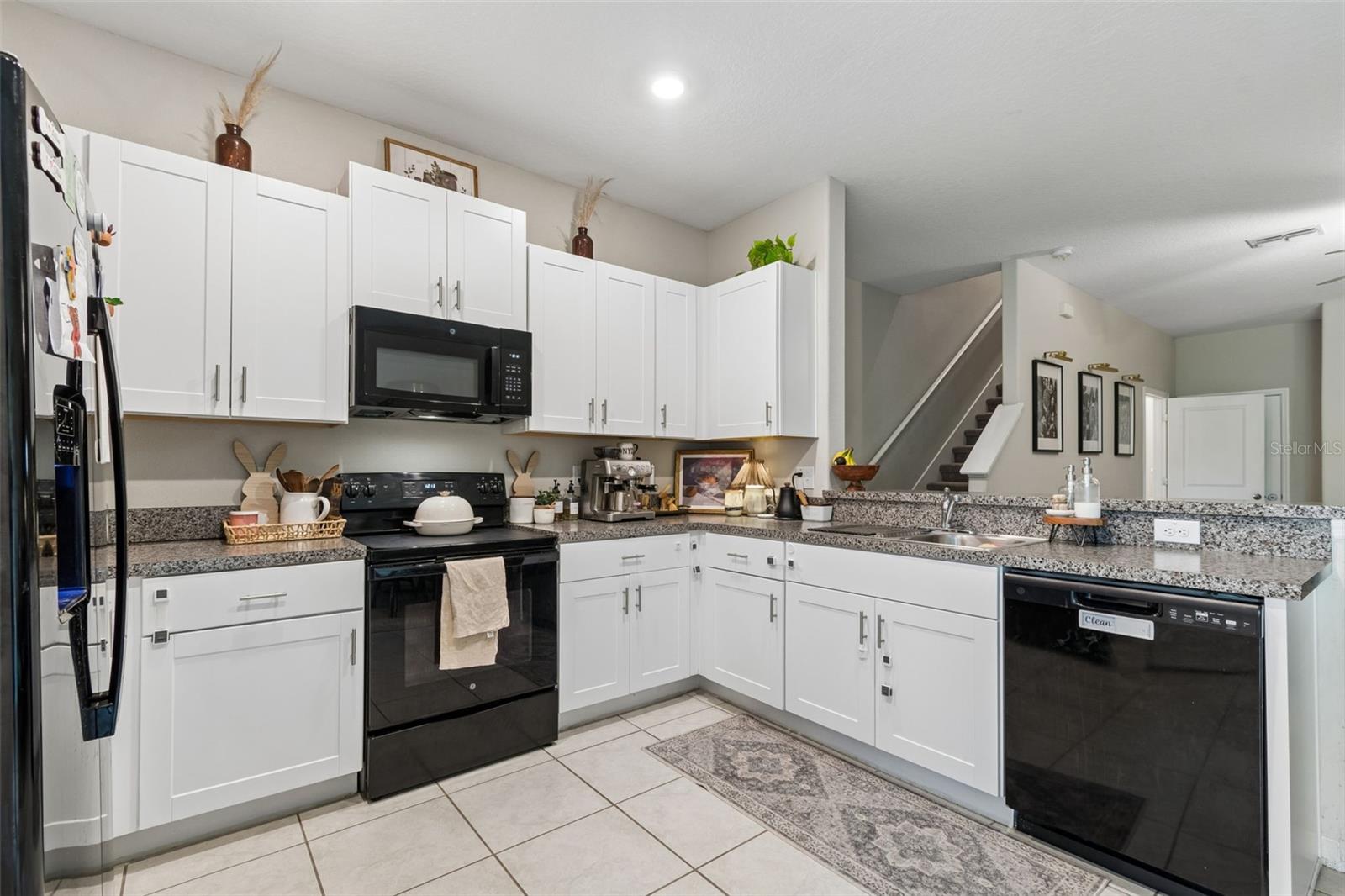 Image 15 of 73 For 3633 Bellmeade Court